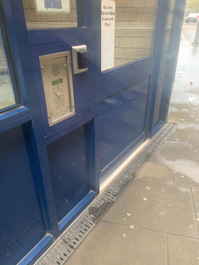 Luxury Panoramic Balcony Swindon Central Esterno foto