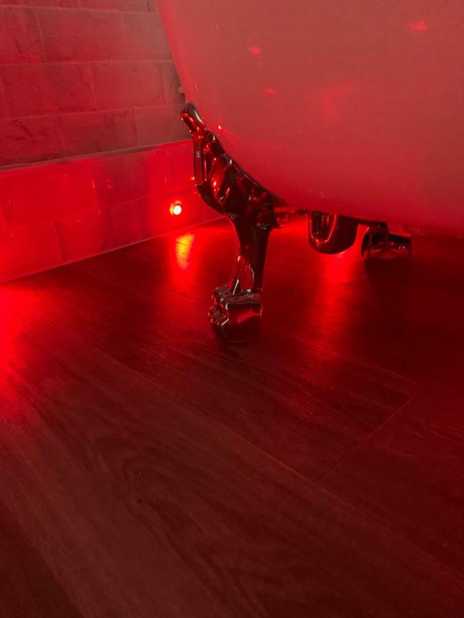 Luxury Panoramic Balcony Swindon Central Esterno foto